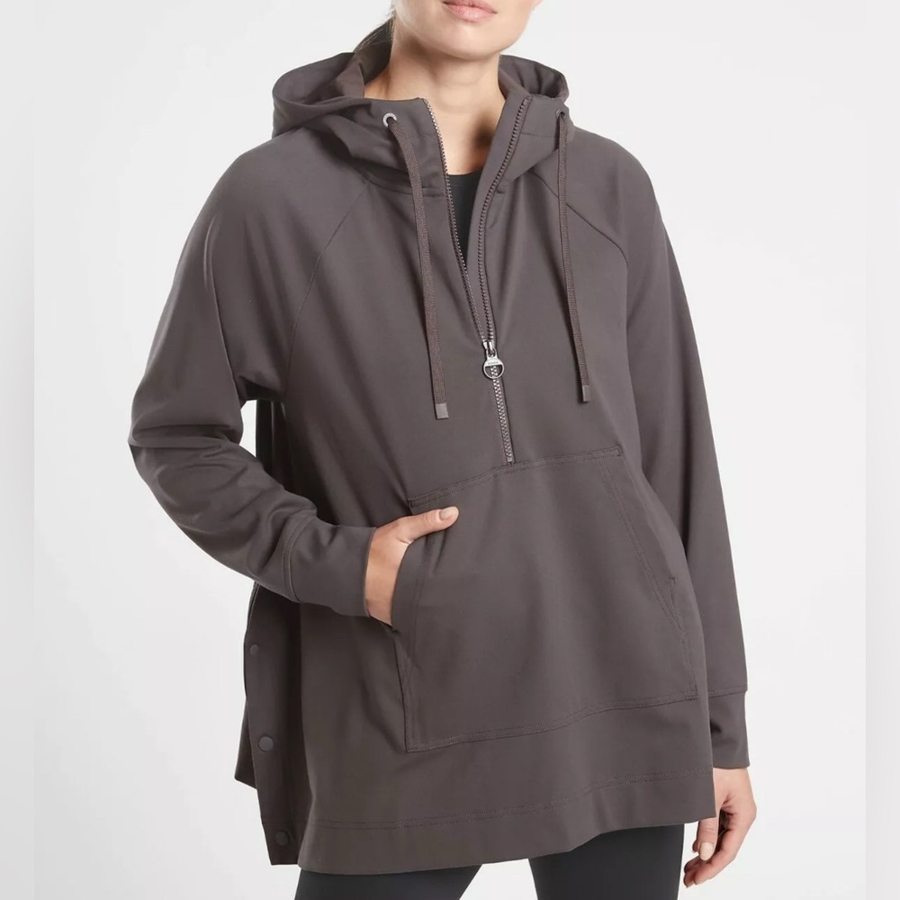 Athleta Glacier Handkerchief Poncho Hoodie Pullover Shale Gray Size XS Oversized